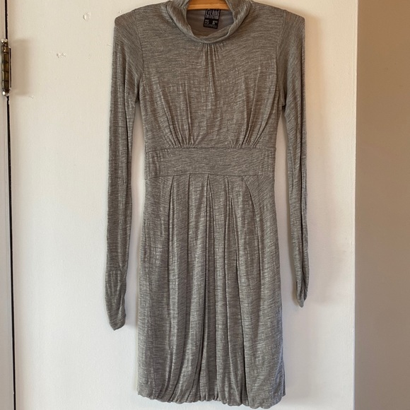 Zara Grey Long Sleeved Dress Sz SM - Picture 1 of 8